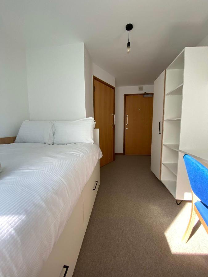 Regency Hall Smart Cheltenham Ensuite Rooms e Exterior foto